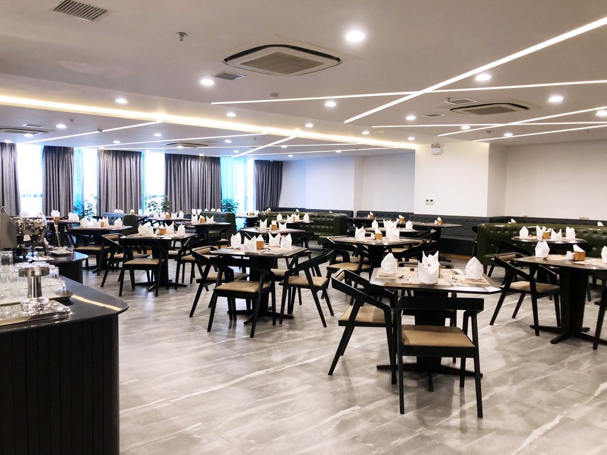 마제스틱 프리미엄 호텔 나트랑 외부 사진